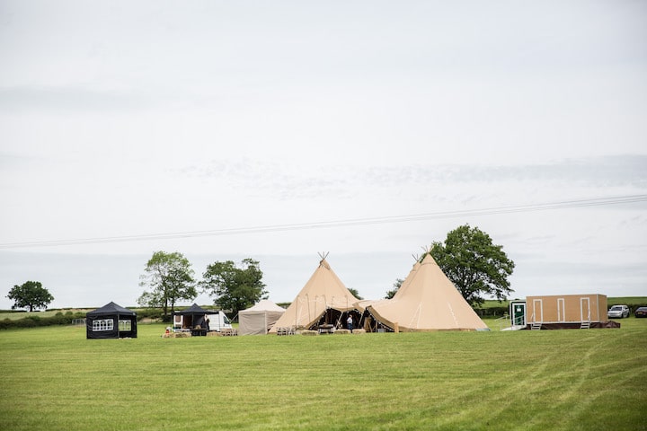 Mapperley Farm Tipi Wedding