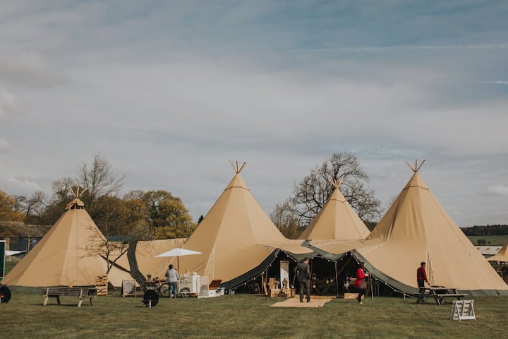 Creating zones within your tipi celebration space