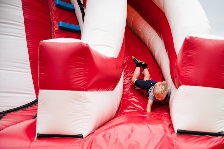 Carnival Tipi Wedfest