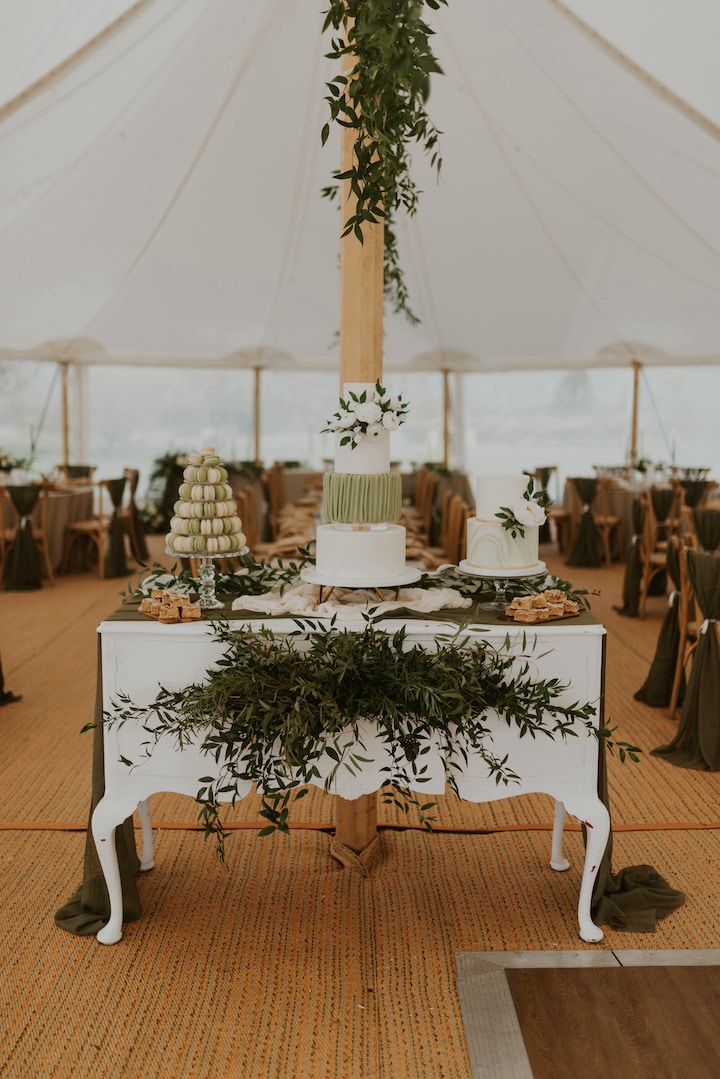 Classic Romantic Sailcloth Styling