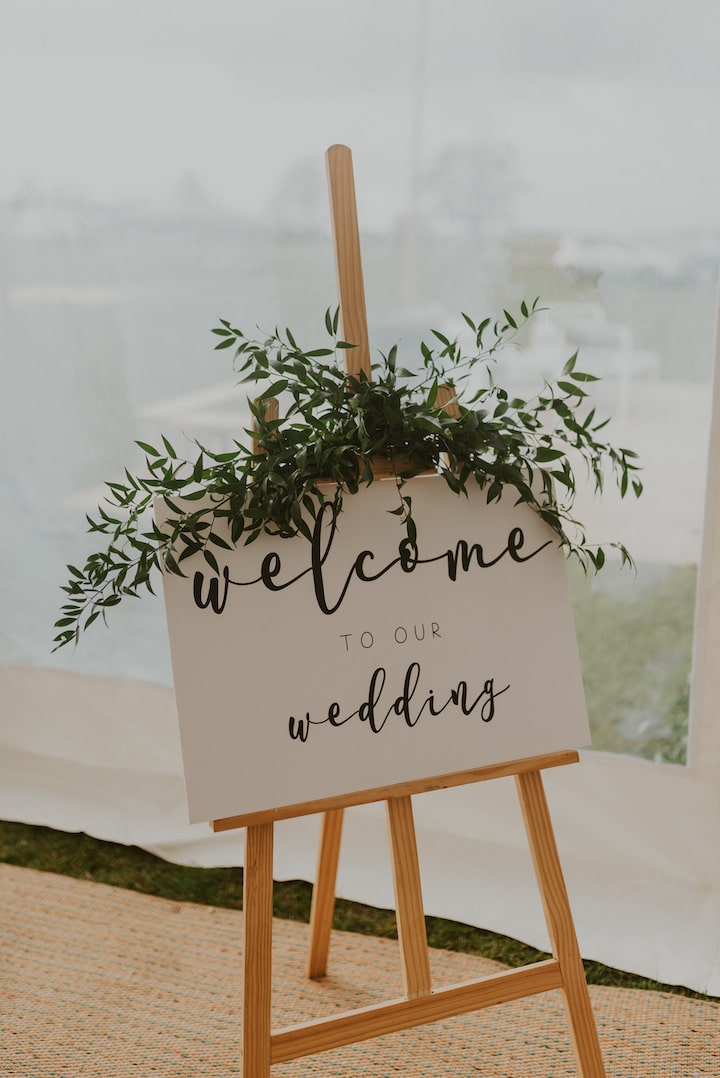 Classic Romantic Sailcloth Styling