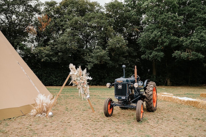 Autumnal Boho Tipi Wedding