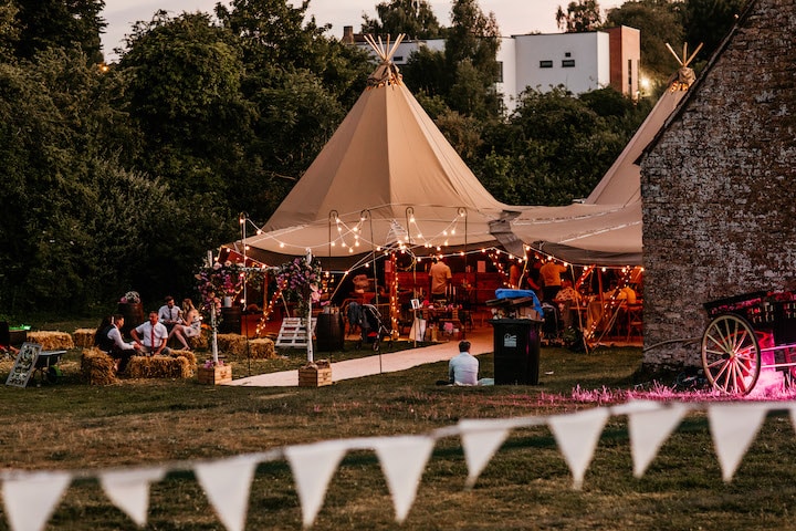 Chilled Tipi Wedding