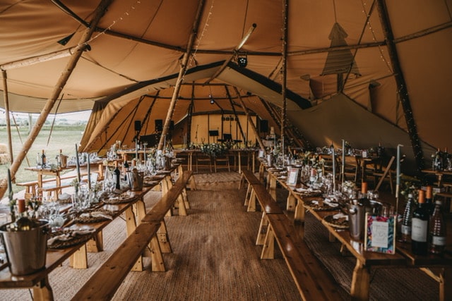 Relaxed Cuttle Brook Tipi Wedding