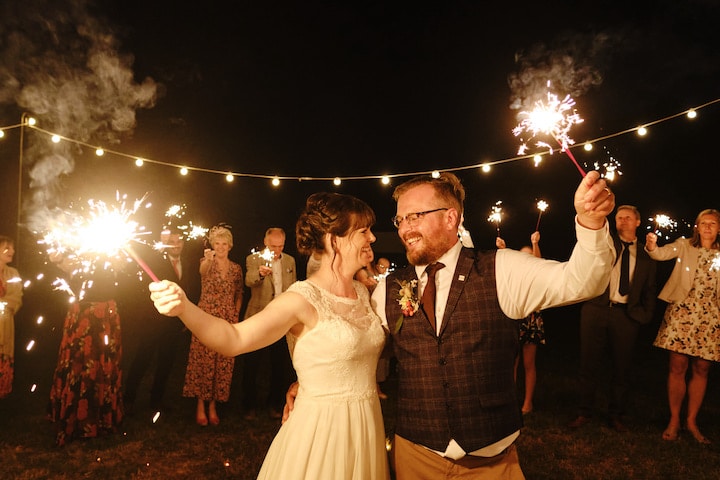 Esme & Steve’s Countryside Tipi Wedding
