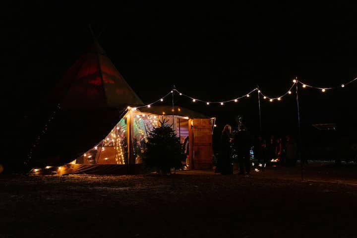 Winter Tipi Wedding