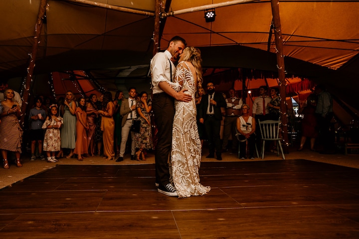 The Ultimate Guide for Curating Your Perfect DIY Wedding Day Music! Real Wedding in a Tipi with the Bride and Groom taking their first Dance