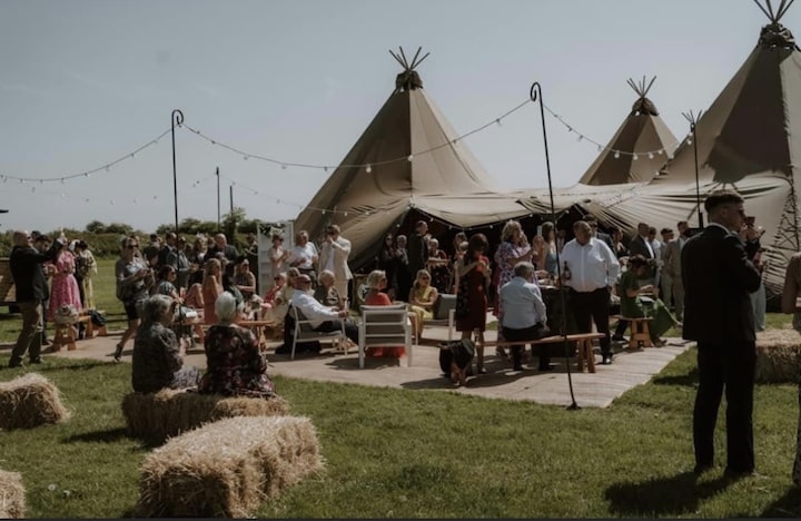 Cattow's Farm Festival Tipi Wedding